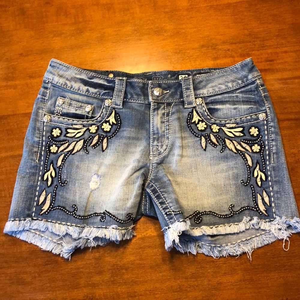 Miss Me Floral Appliqué Jean Shorts